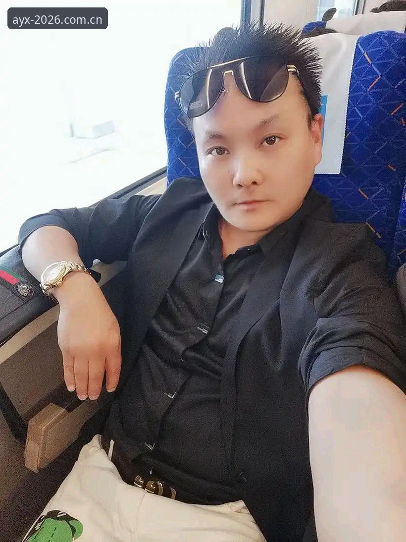 资深玩家李强深度体验：爱游戏体育官网2026最新版使用心得与实战分析